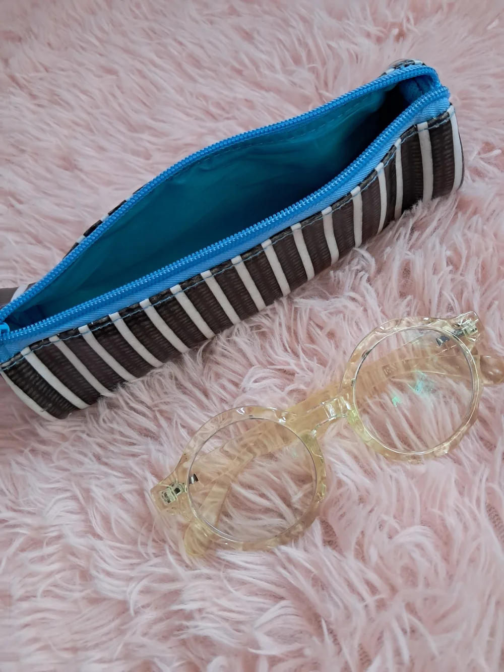 Zenni Transparent Light Pink Round Glasses - Oreo Zipper Bag Included! So Cute!